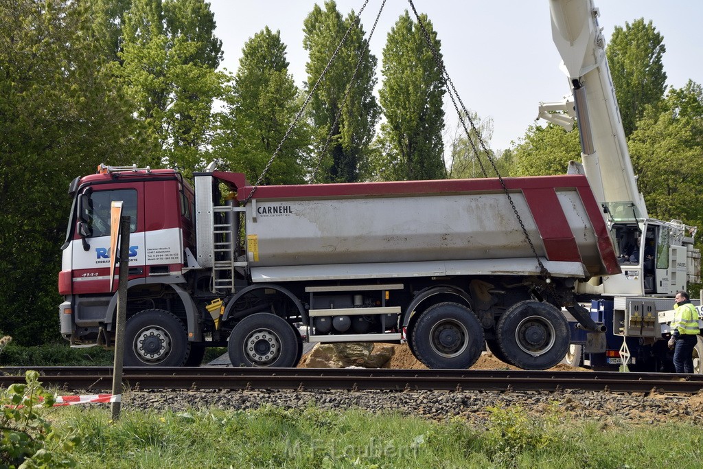 Schwerer VU LKW Zug Bergheim Kenten Koelnerstr P519.JPG - Miklos Laubert